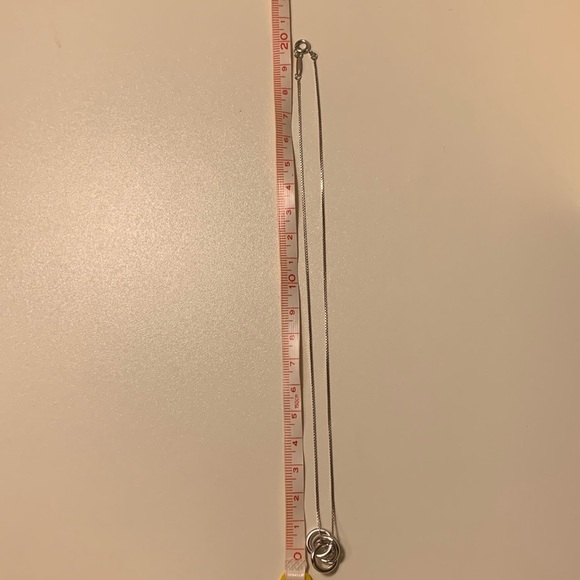 Silver Necklace with Interlocking Design - Picture 2 of 4